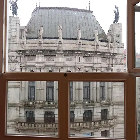 Exclusivo Piso En La Mejor Calle De Vigo. Principe Βίγκο
