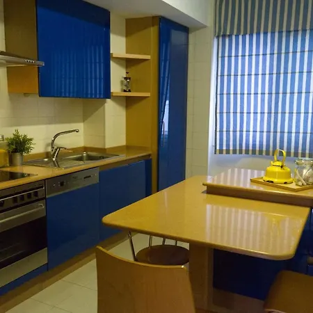 Exclusivo Piso En La Mejor Calle De Vigo. Principe Διαμέρισμα *